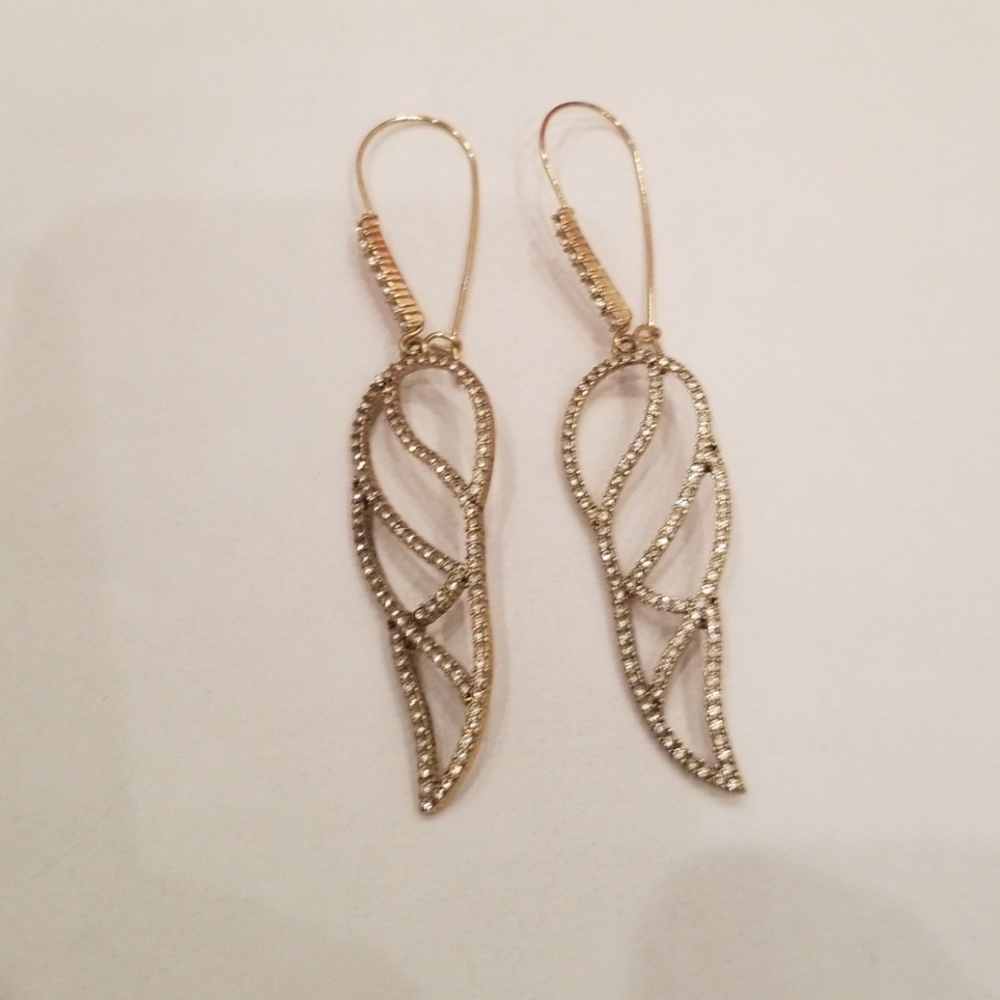 Betsey Johnson feather earrings